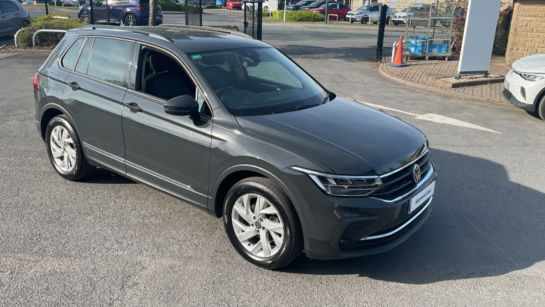 Volkswagen Tiguan 1.5 TSI 150 Life 5dr Petrol Estate
